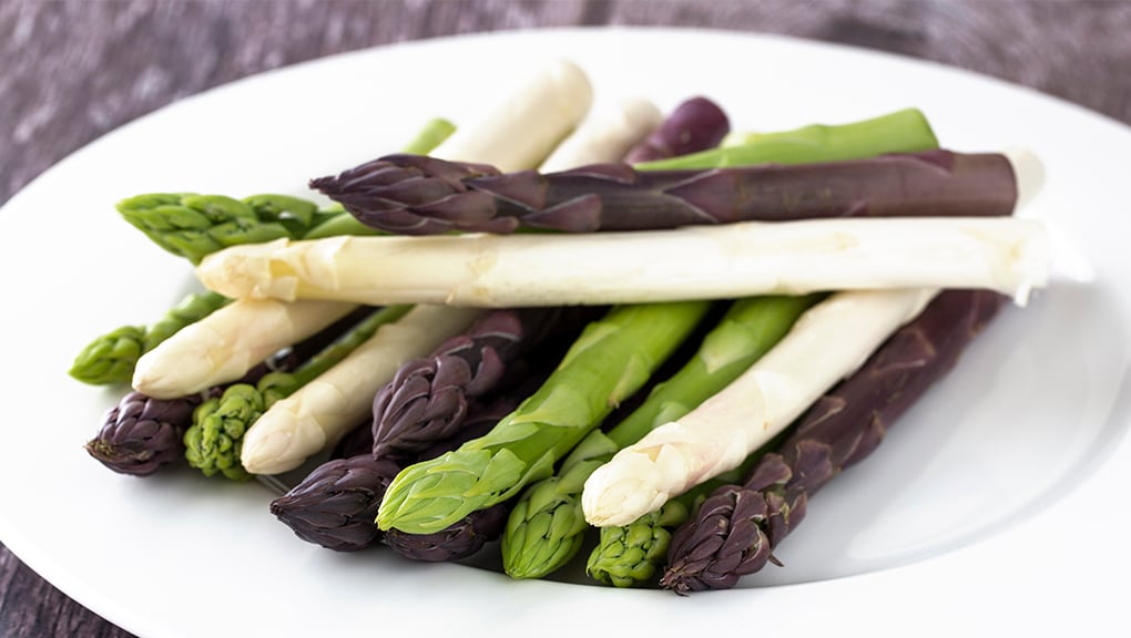 A Creamy Asparagus Soup Recipe That Won’t Pack on the Pounds